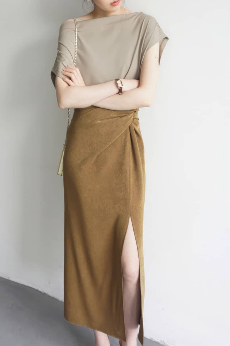 Modisches einfarbiges Split-T-Shirt