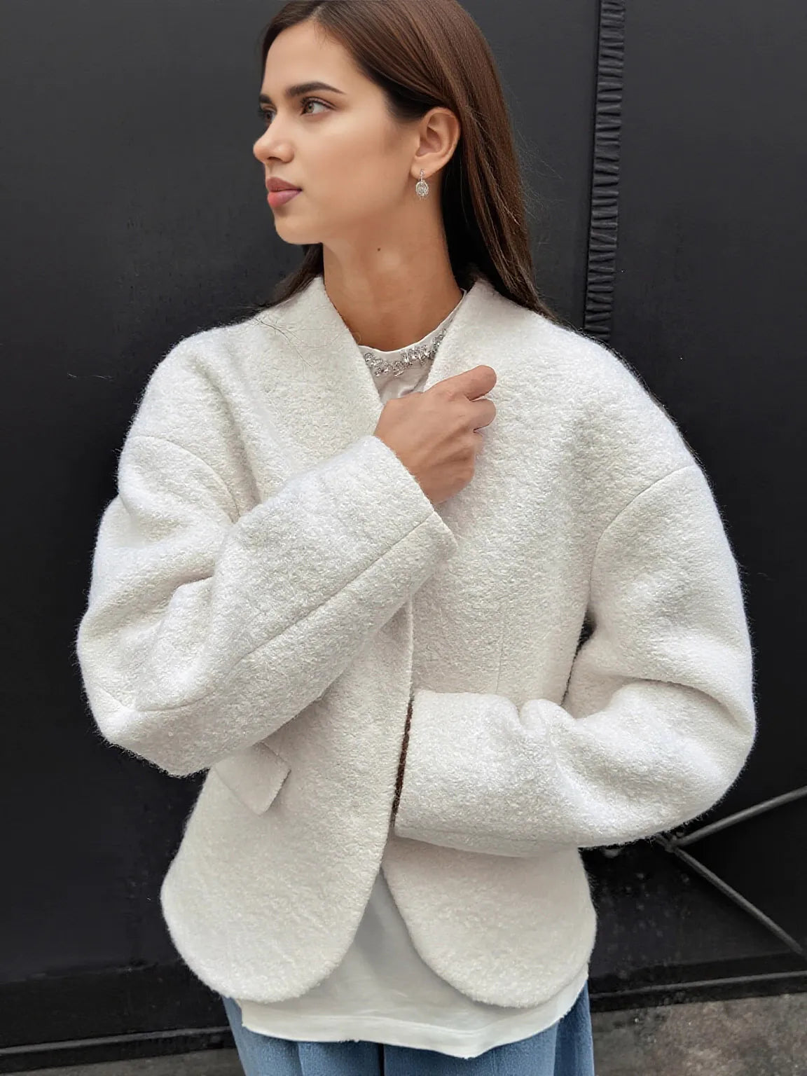 YonPop: Trendy White Tweed Coat for Women - Unique Style