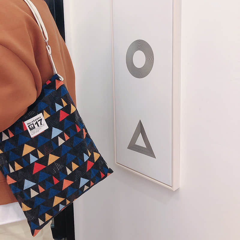 Women's retro geometric corduroy shoulder bag | YonPop