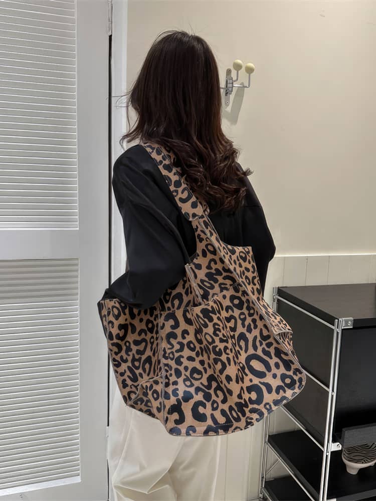 Leopard print tote bag large capacity PU shoulder bag