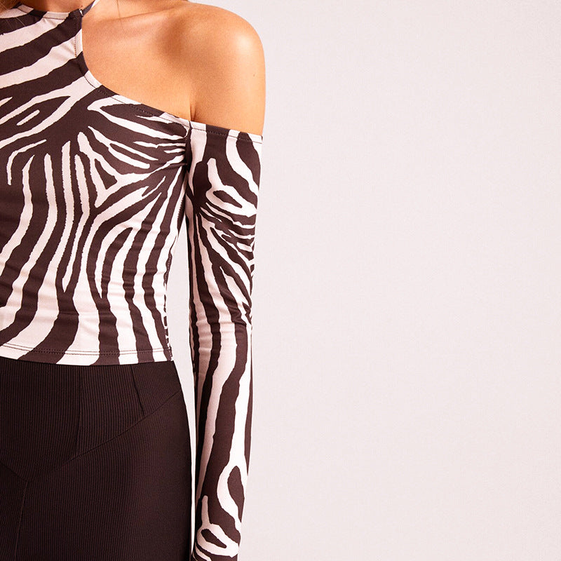 Zebra print long-sleeved off-the-shoulder cropped T-shirt