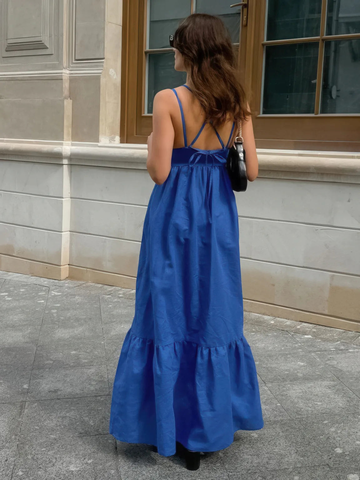 V-neck backless strap dress