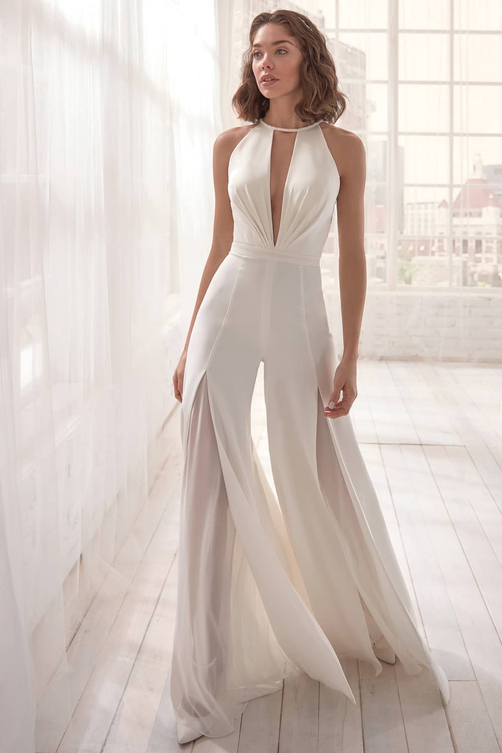 Deep V Open Back Sleeveless Halter Jumpsuit