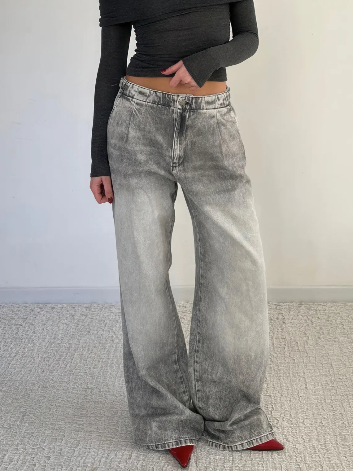 Low-Rise Distressed Wide-Leg Jeans