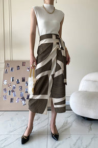 Half-Zip Knit Top / Checkered Skirt / Pleated Skirt LLA0530