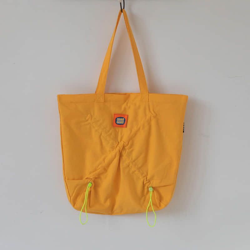 Pleated handbag Orange | YonPop