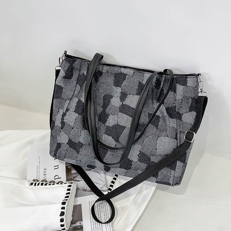 Simple casual denim bag Black | YonPop