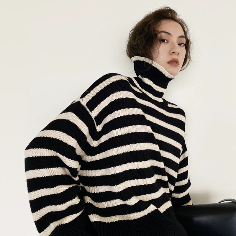 Stripe loose pullover turtleneck sweater