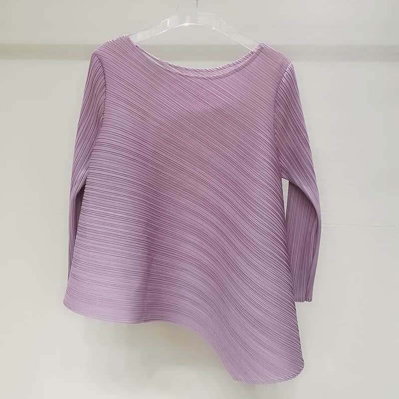 Loose, comfortable, fresh and stylish women's T-shirt Plum / One Size | YonPop