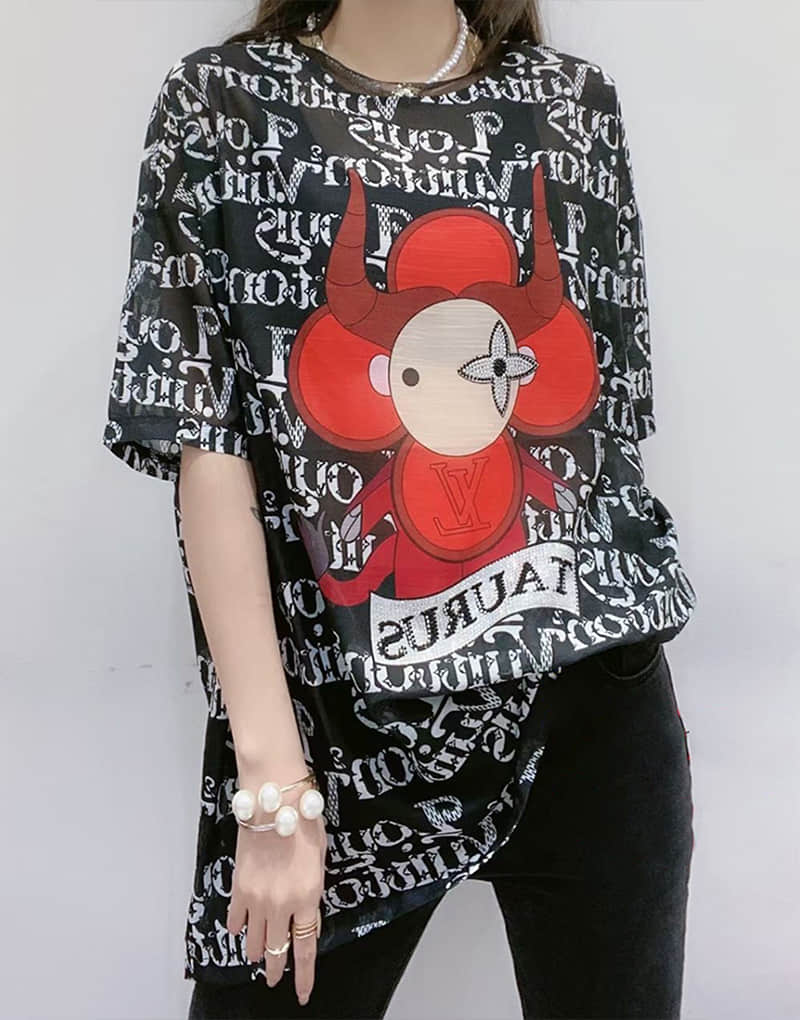 Fashion Silk print short-sleeved T-shirt Black / One Size | YonPop