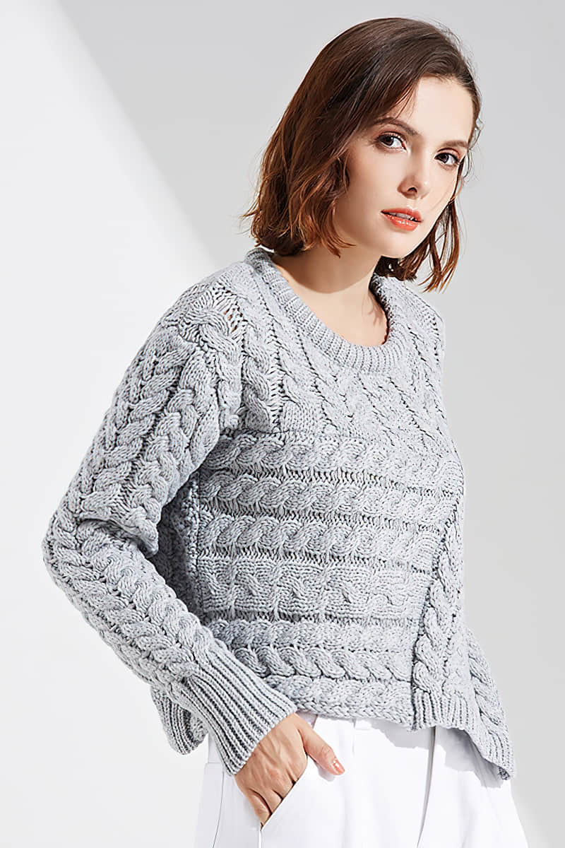 Women's twist pullover sweater LightGray / One Size | YonPop