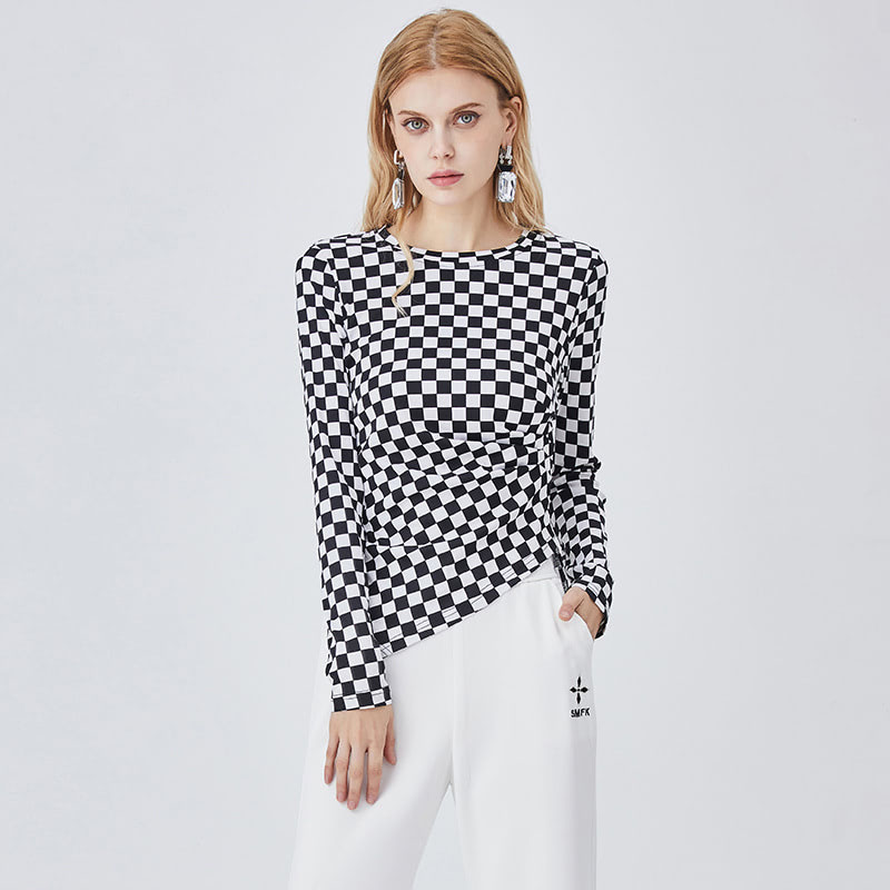 Black and white plaid slim bottoming shirt