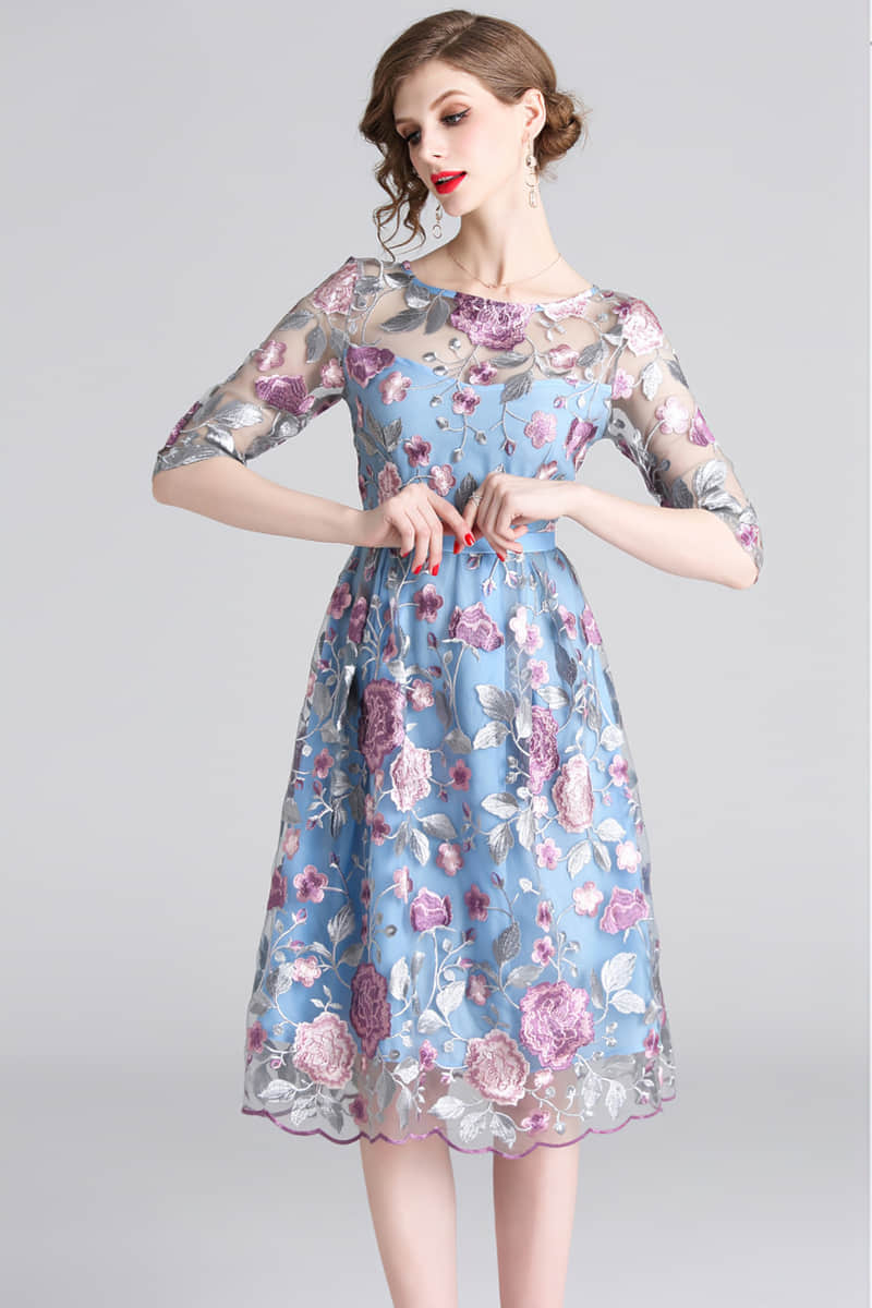 Spring and summer embroidered dress XL | YonPop