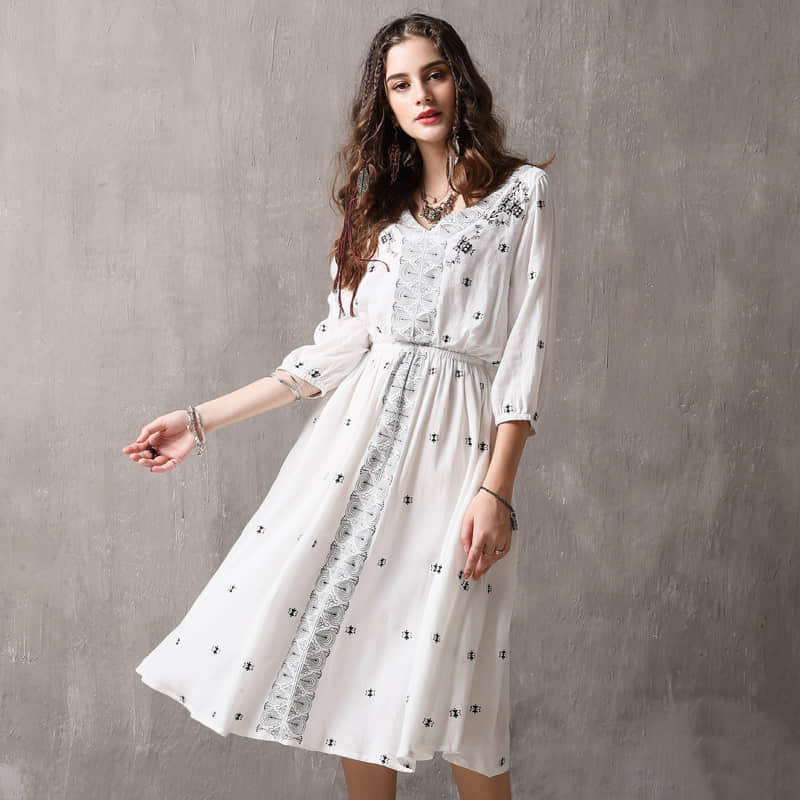 Vintage embroidered three-quarter sleeve dress  | YonPop