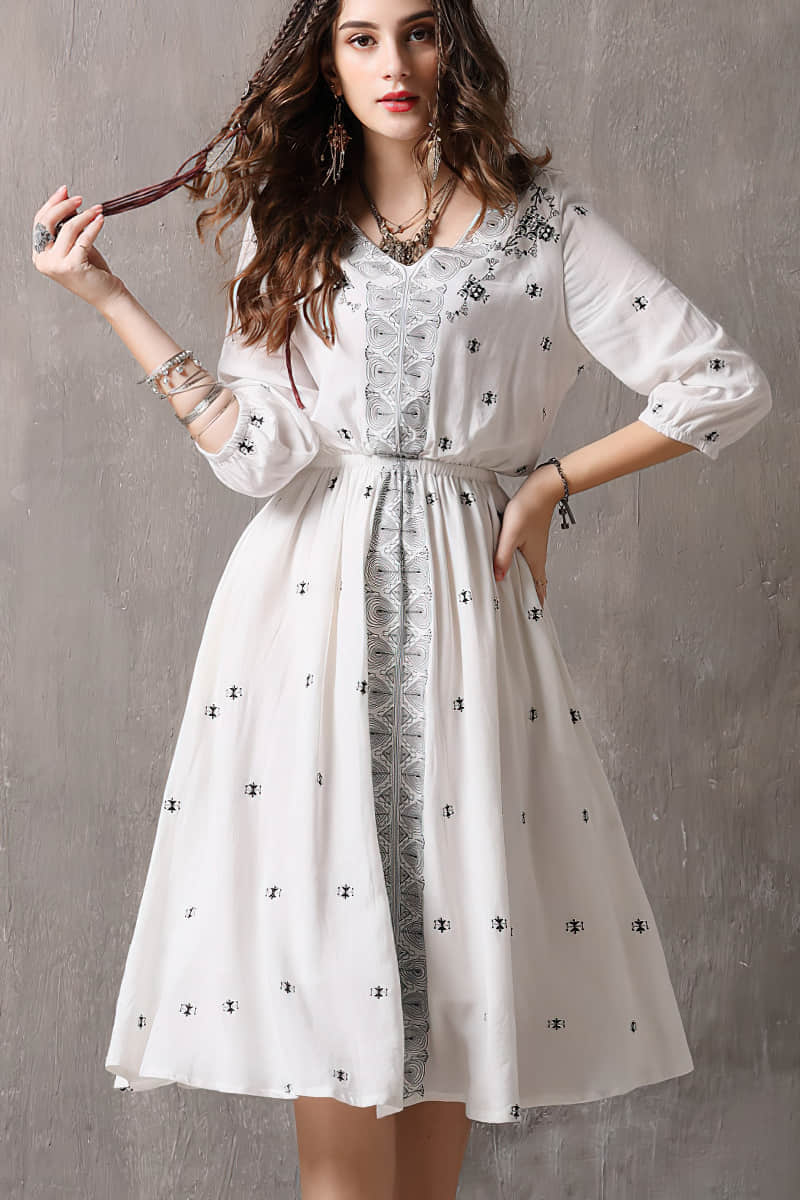 Vintage embroidered three-quarter sleeve dress L | YonPop