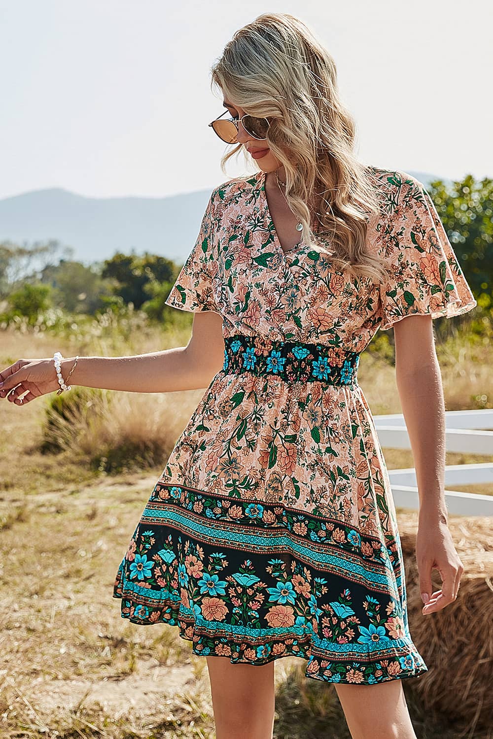 High-waisted V-neck short-sleeved boho print dress L | YonPop