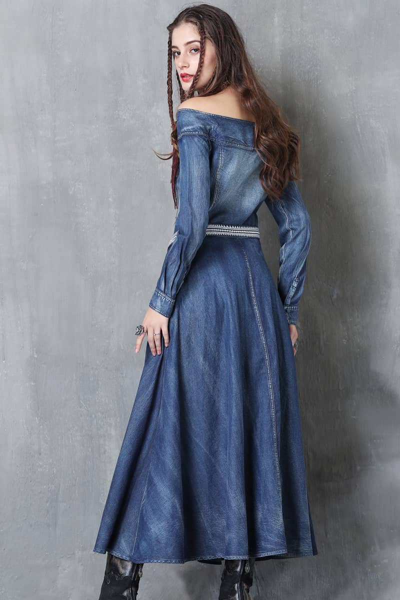 Washed denim dress with belt embroidered one-line collar  | YonPop