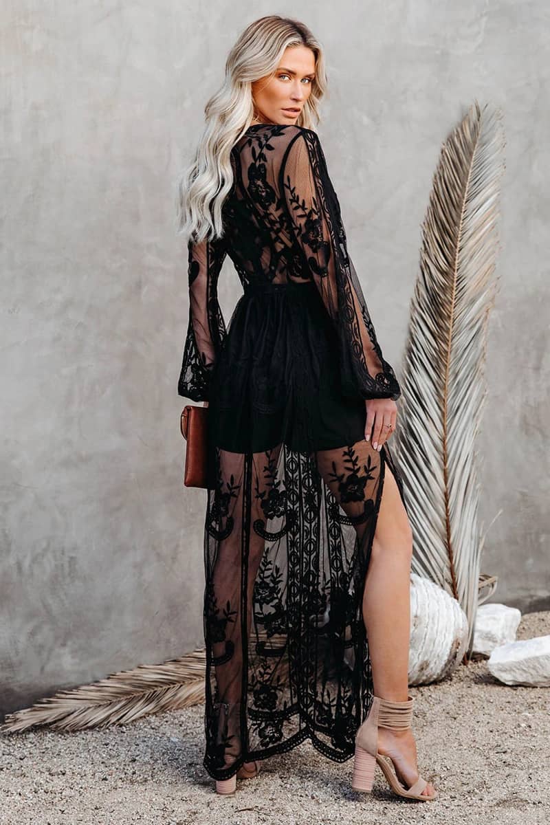 Lace long sleeve V-neck solid color dress Black / XL | YonPop